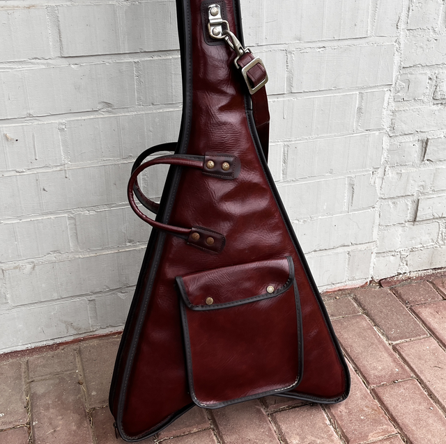 1980 Greco / Gibson Flying V ... Paul Stanley (KISS) (FV-650 & PS-800) MADE IN JAPAN Lawsuit Era ... Mirror Pickguard + Maxon U1000 + Leather gigbag