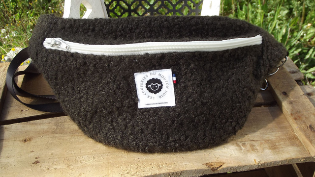 Sac banane tissu bouclette chocolat