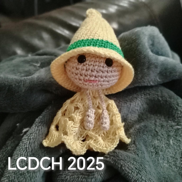 2026 SORCIÈRE EN PORTE CLÉ 