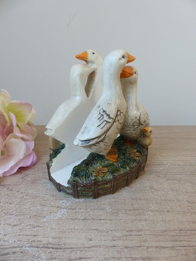 Charmant porte serviettes résine décoré d'oies, accessoire de table cuisine ferme décoration rustique, oiseaux porte serviettes déco cuisine