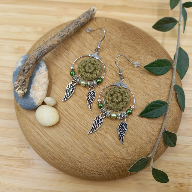 Parure kaki clair et argentée - Boucles d&#039;oreille kaki clair type créoles