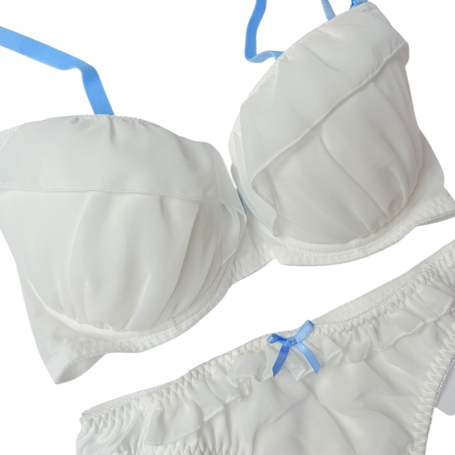 Blue and white Japanese Bra + Underwear Set UK 34DD   