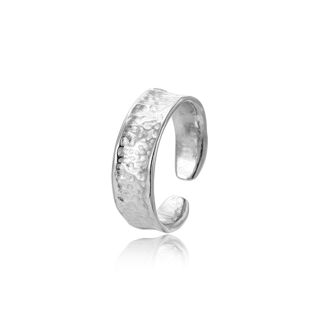 Bague martelée