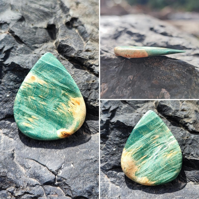 Médiator en Bois de Loupe d'Erable stabilisé vert