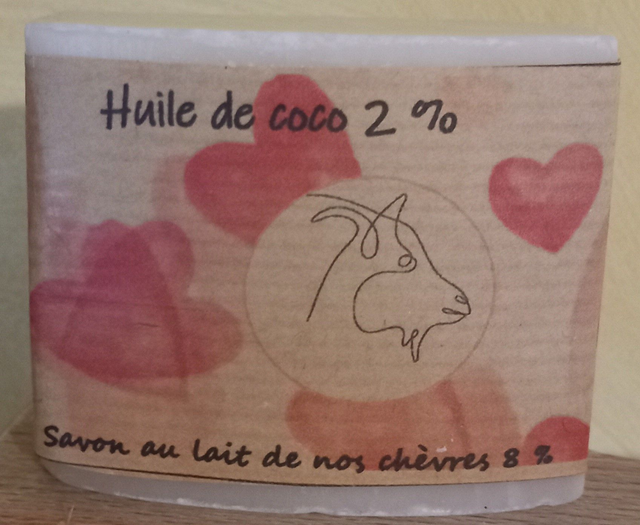 Savon au lait de nos chèvres 8% et à l'huile de coco 2%