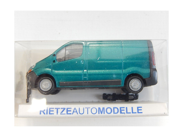 Renault Trafic vert métallisé Rietze 21360 H0