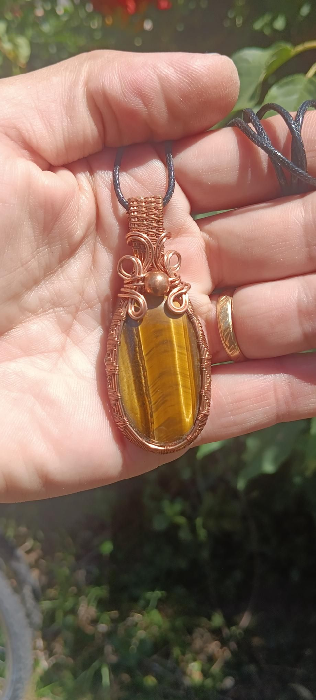 Pendentif oeil de tigre