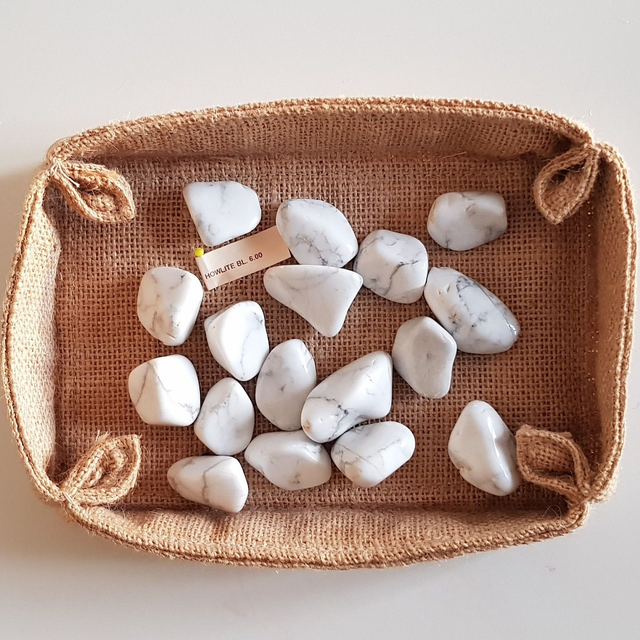 Howlite Blanche / pierre semi-précieuse