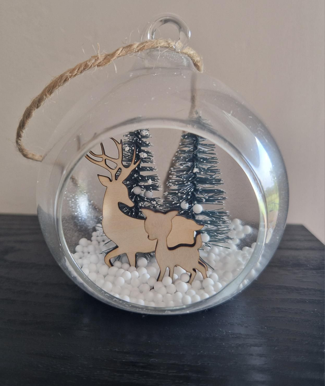 Boule de Noël en verre 