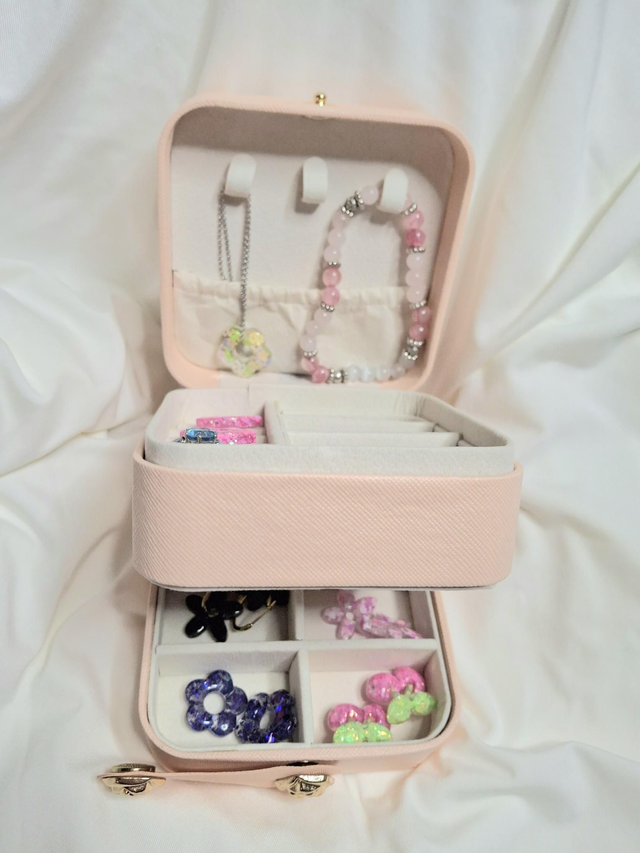 Three tier faux leather luxury jewellery box