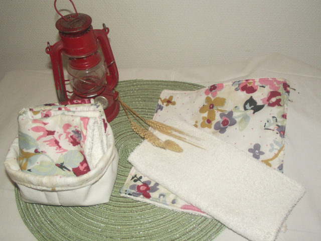 Lot de 5 essuie-tout lavables avec panière assortie