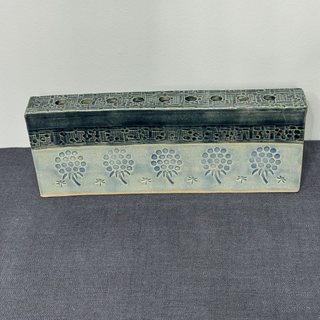 Long 9 Hole Flower Brick - Raspberry Design