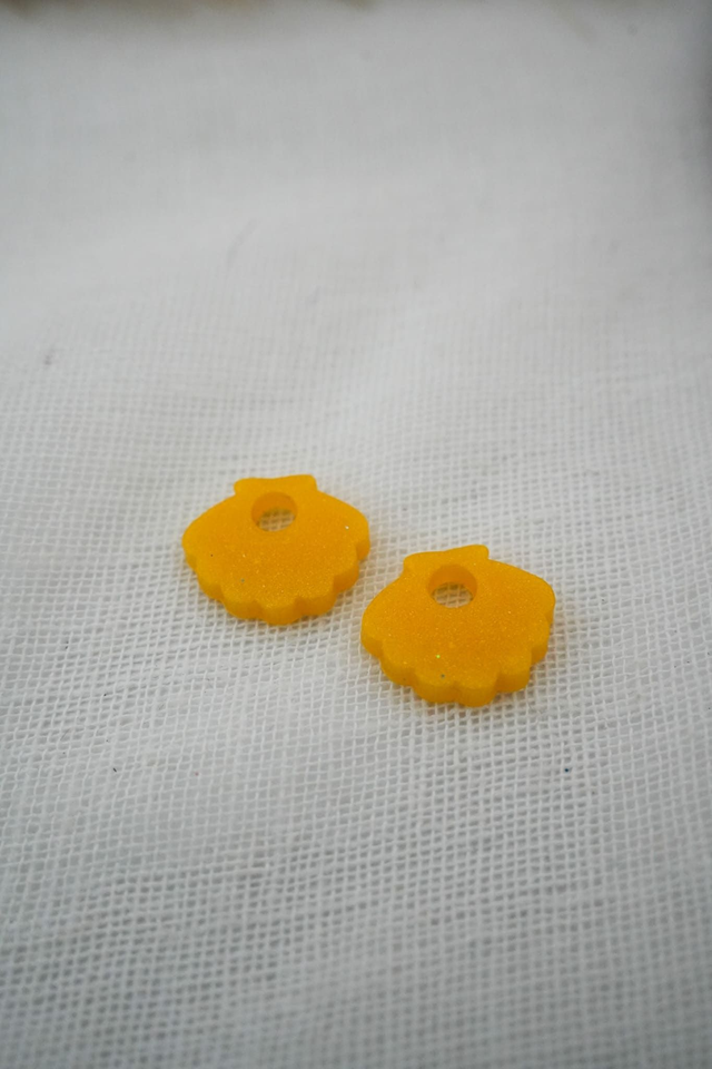 Petites pampilles coquillages jaunes