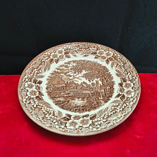 Churchill | Ontbijtbord Plat bord (diameter 20,0 cm | hoogte 2,5 cm) 'English scenery' motief in bruine kleur | Vintage