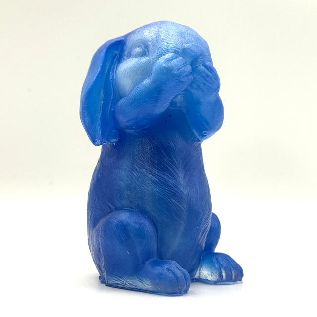 Lapinou Chuttt nuances de bleus et de blanc