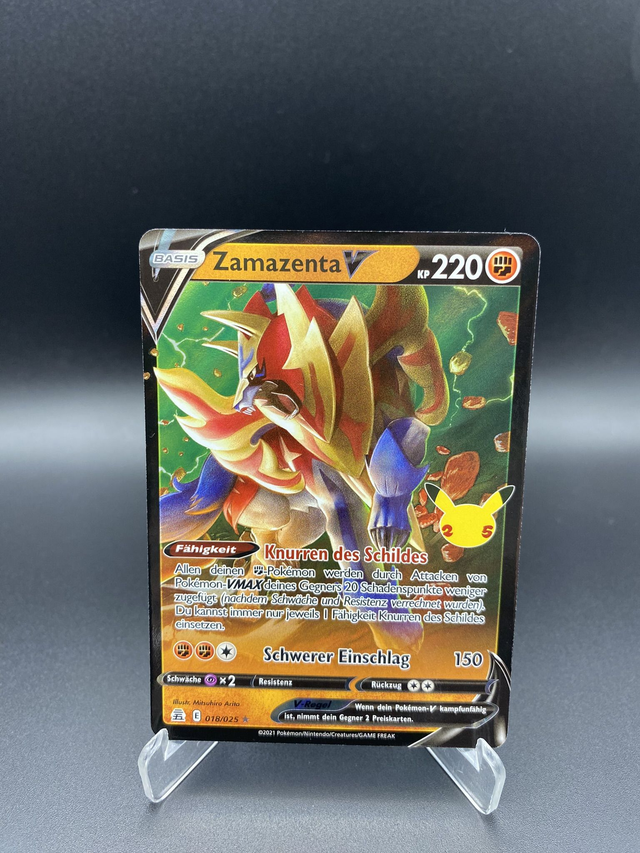 Zamazenta V (18/25) Celebrations - Near Mint - DE - Ultra Rare