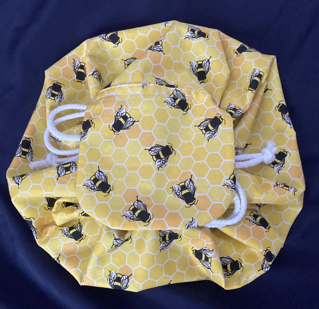 Circular Drawstring Cosmetic Bag (Bees)