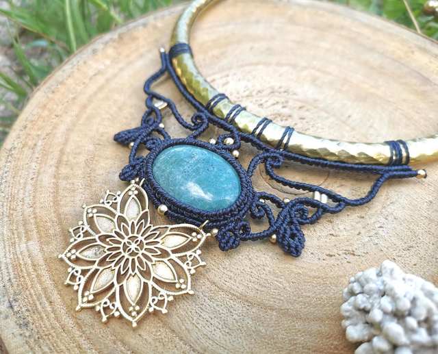 Collier Torque ~ Amazonite 