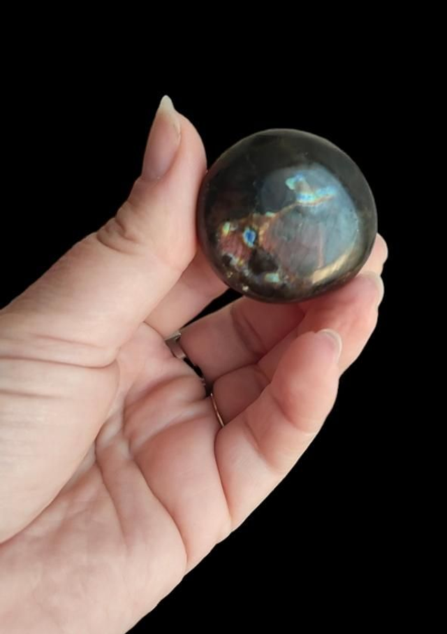 Galet de Labradorite