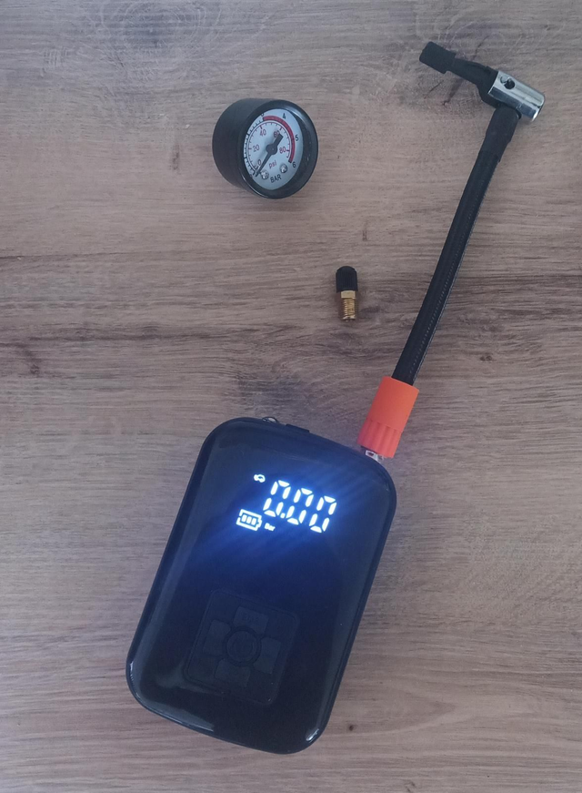 Gonfleur électrique à Batterie et Valve VTT