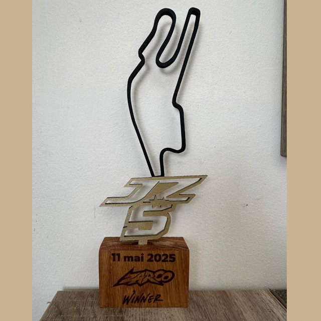 Trophée victoire Zarco Le Mans 2025