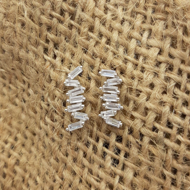 Cubic zirconia Ice Earring