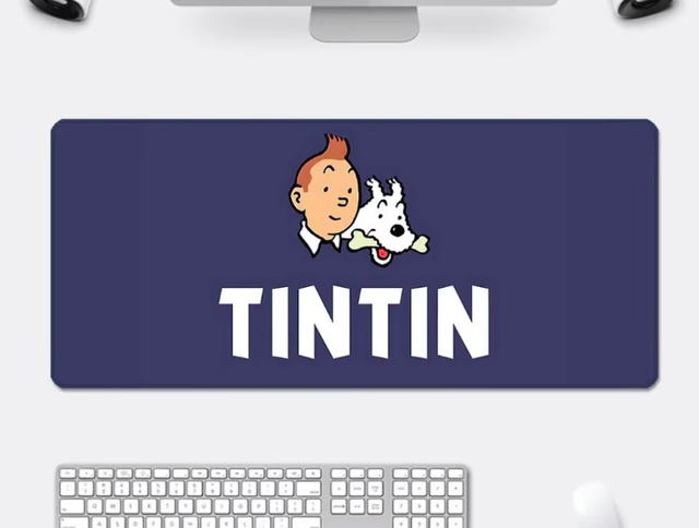 Kuifje / Tintin muismatten voor de echte fans (60x30cm) kleur paars