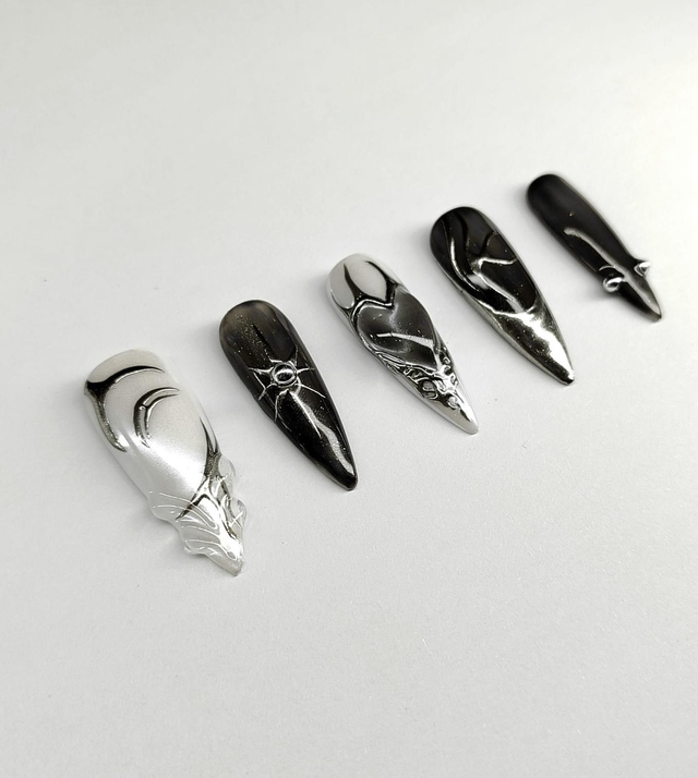 Chrome Hearts