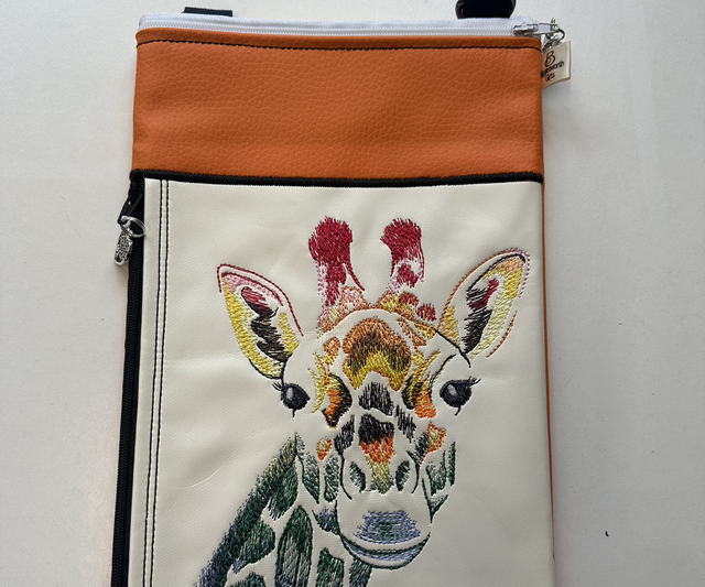 Bag - Large 2 Zips - Giraffe
