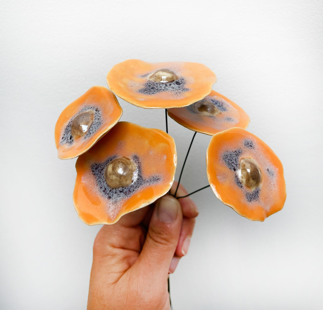 Coquelicots émail orange et effet violet - Dessous engobe orange (lot de 5)