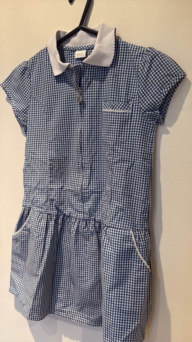 Summer Dresses Blue Age 6-7 (D53)