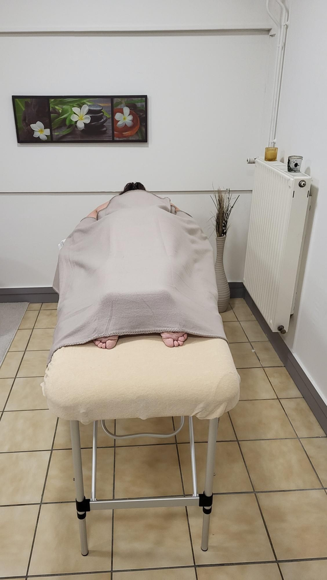 Massage thérapeutique 1h+ 30 mins de trajet