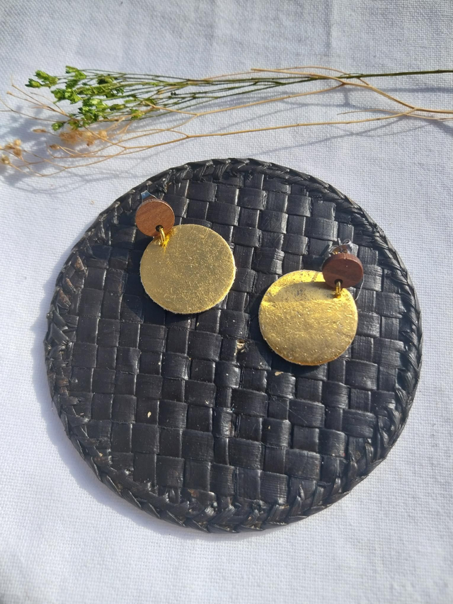 Boucles d'oreilles en matière végétale d'ananas 