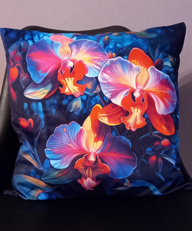 Orchid cushion in french velvet 18"