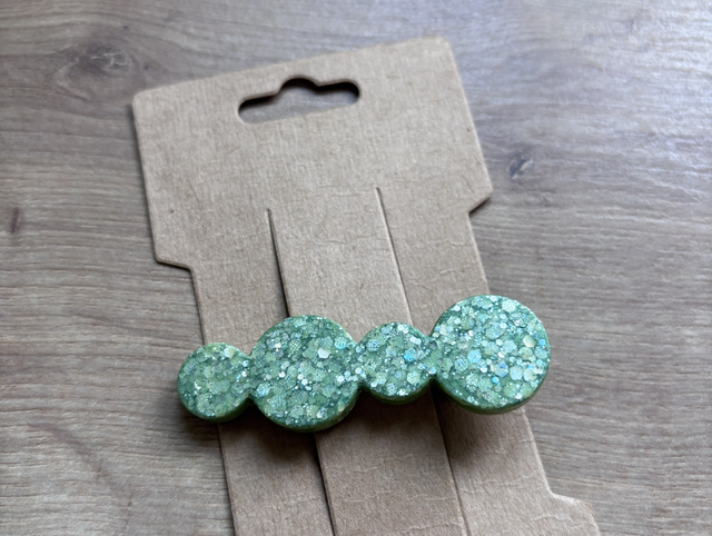 Glitter bubble hair clip 