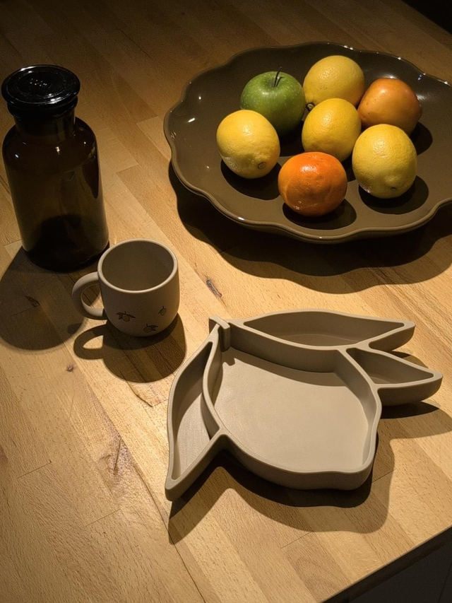 Bol + tasse en silicone Konges Slojd - Prix neuf : 33.95 euros