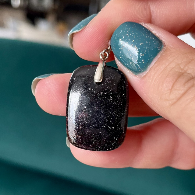 Pendentif en Sugilite et bélière argent