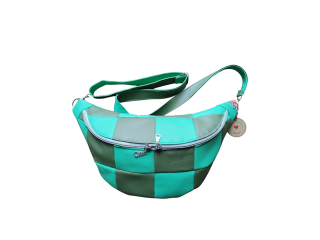 Sac banane en patchwork de simili cuir bicolore vert clair et kaki