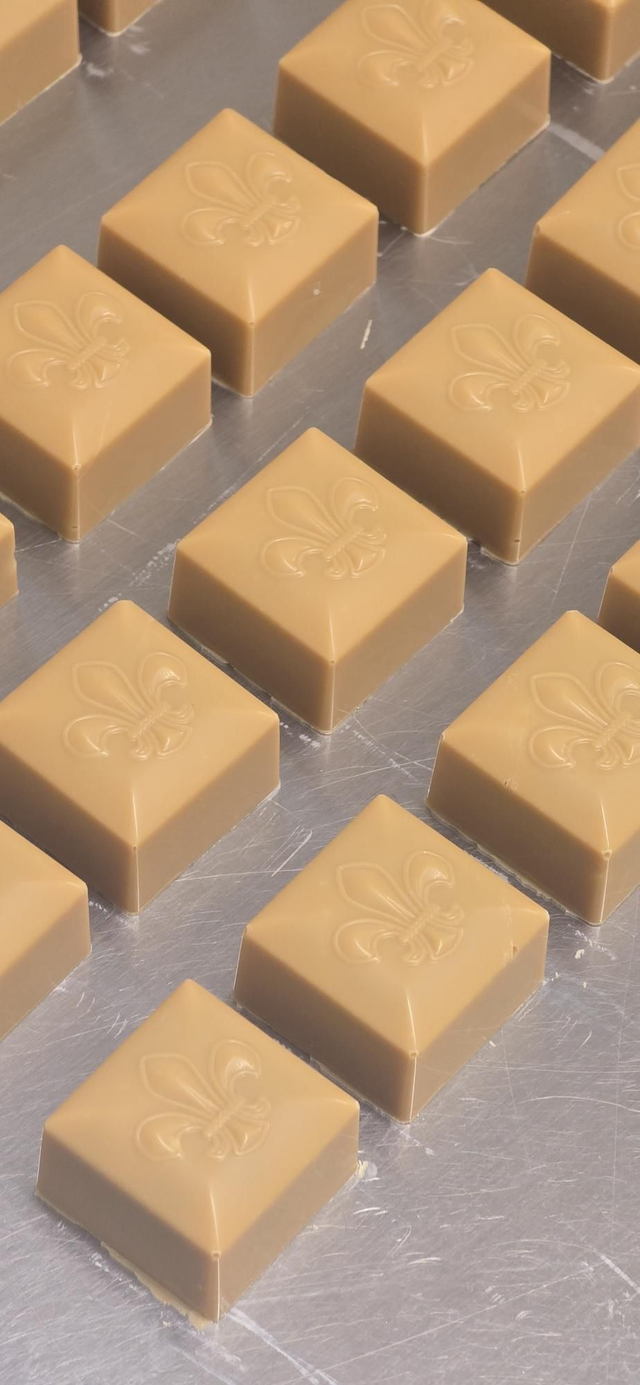 Caramel chocolate bonbon with coffee ganache 