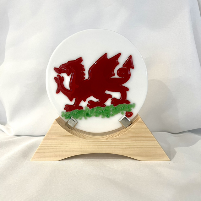 Red Dragon – A Welsh Tribute in Fused Glass