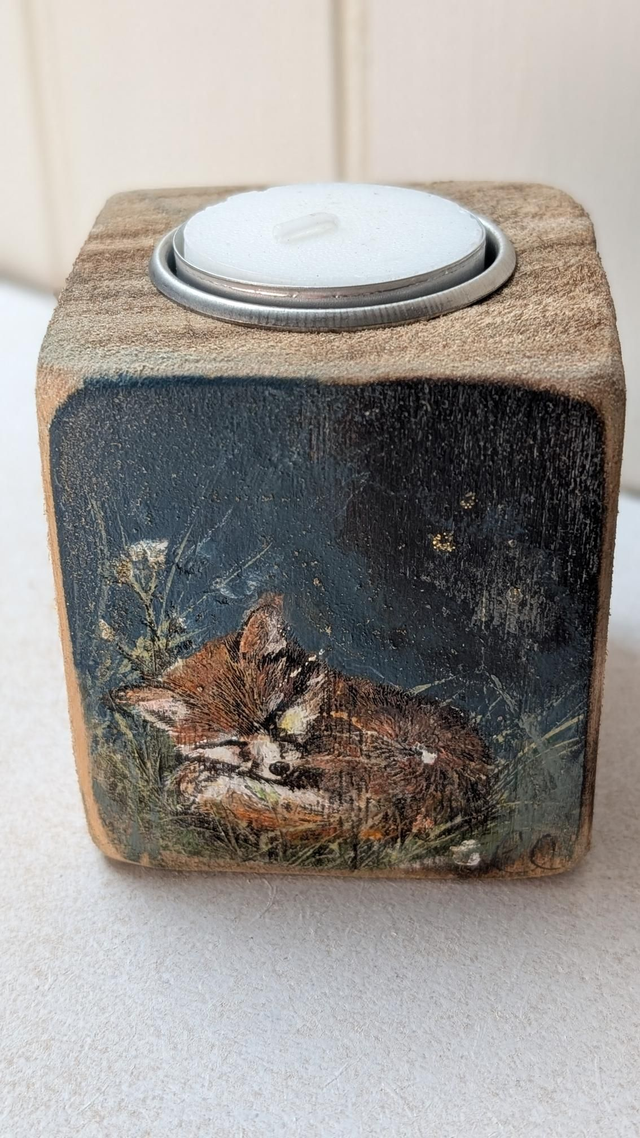 Fox sleeping - Tealight Holder Reclaimed Wood