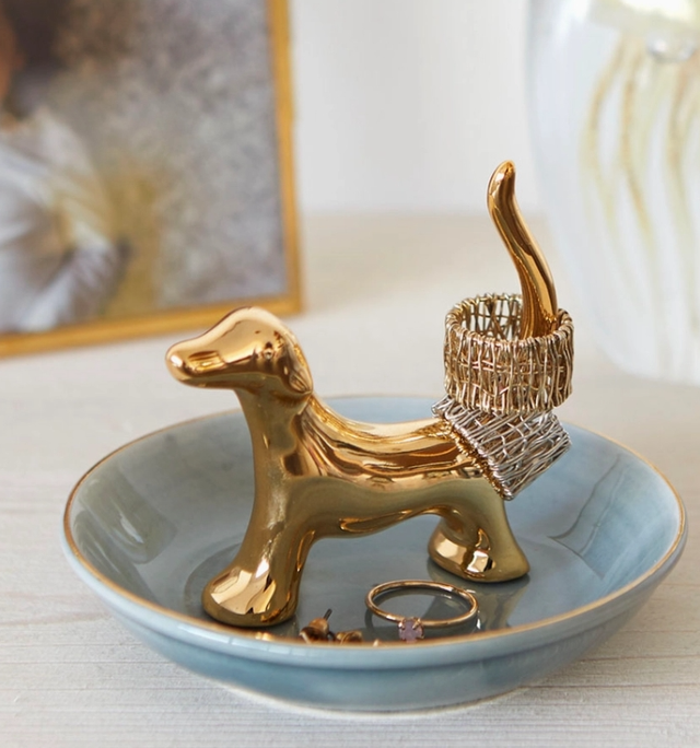 Porte-bague en porcelaine Bassotto doré