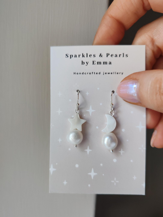 Pearly moon and star earrings 