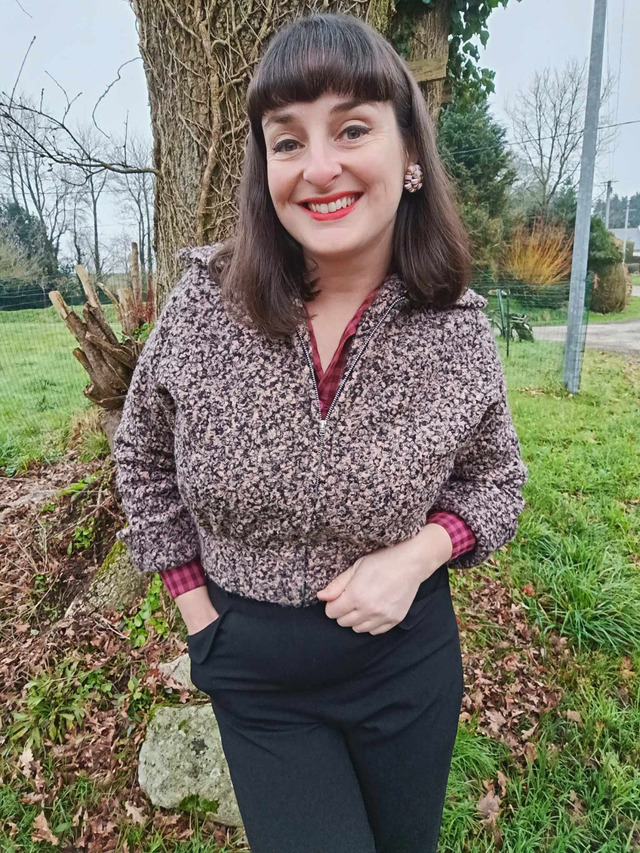 Veste topper rose et noire 