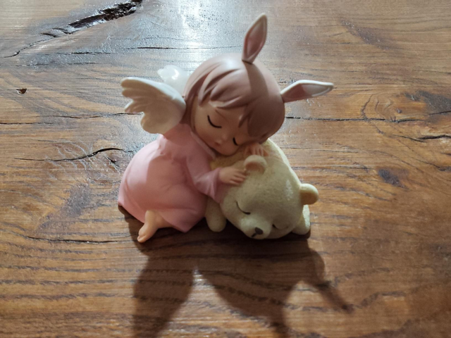 Statuette Ange Enfant avec ourson