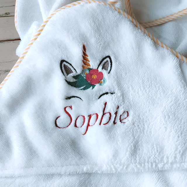 Cape de bain personnalisée licorne