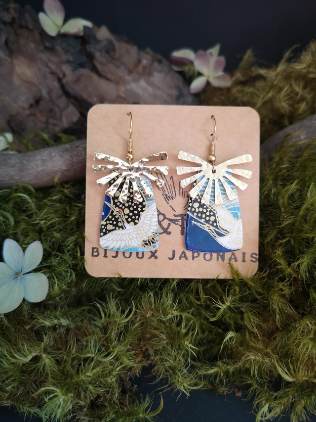 Boucles d&#039;oreilles - crochets - papier washi - grues - soleil - laiton - La&amp;Titia 