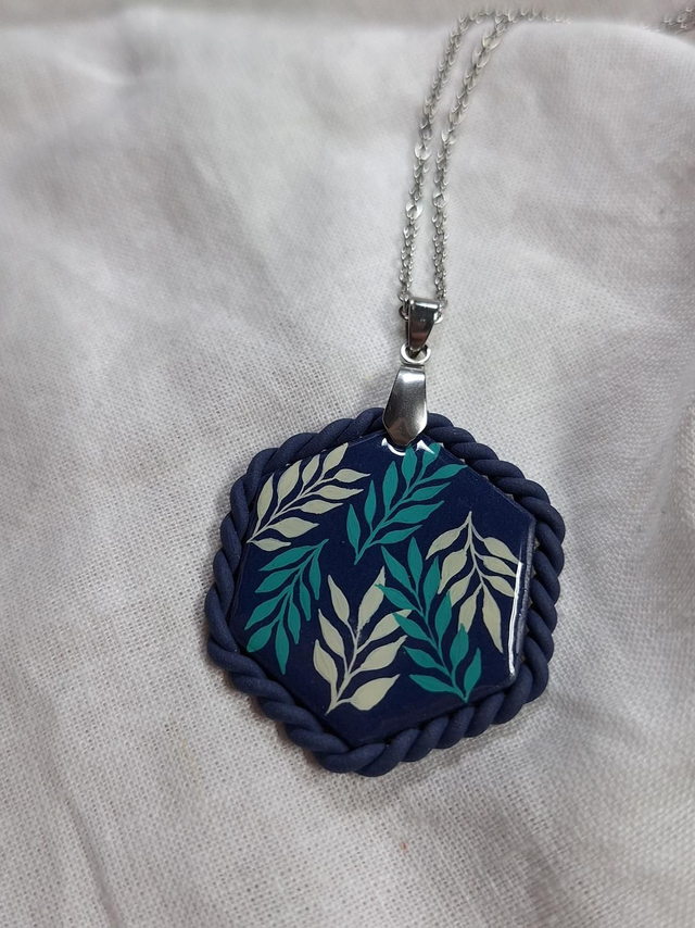 Pendentif Flora - Feuilles (hexagone)