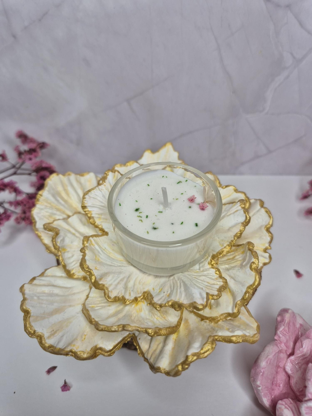 Fleur d'Aura or