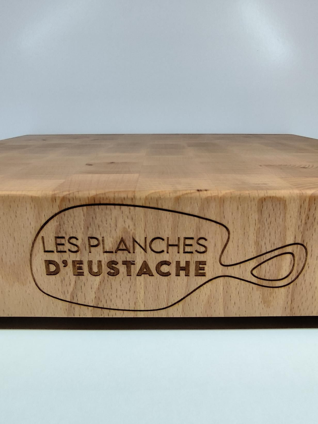 Billot de découpe en hêtre massif – bois debout